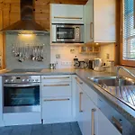 Ferienhaus Josef - Idyllisches Blockhaus, Barrierefrei, Zwischen Den Seen *