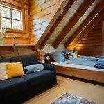 Josef - Idyllisches Blockhaus, Barrierefrei, Zwischen Den Seen *