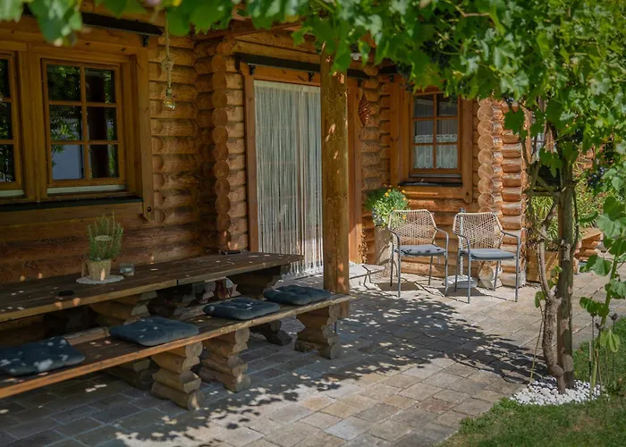 Prázdninový dům Josef - Idyllisches Blockhaus, Barrierefrei, Zwischen Den Seen *