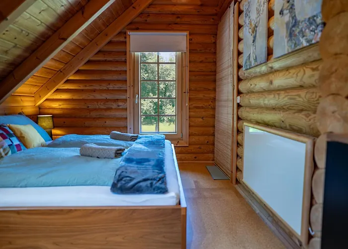 Feriehus Josef - Idyllisches Blockhaus, Barrierefrei, Zwischen Den Seen Oberwang